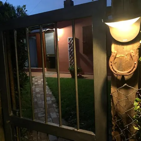Casa Nel Orbetello 게스트하우스 알비니아